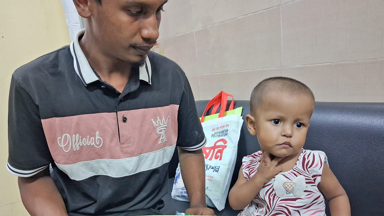 Anifa-a-child-suffering-from-a-complex-disease